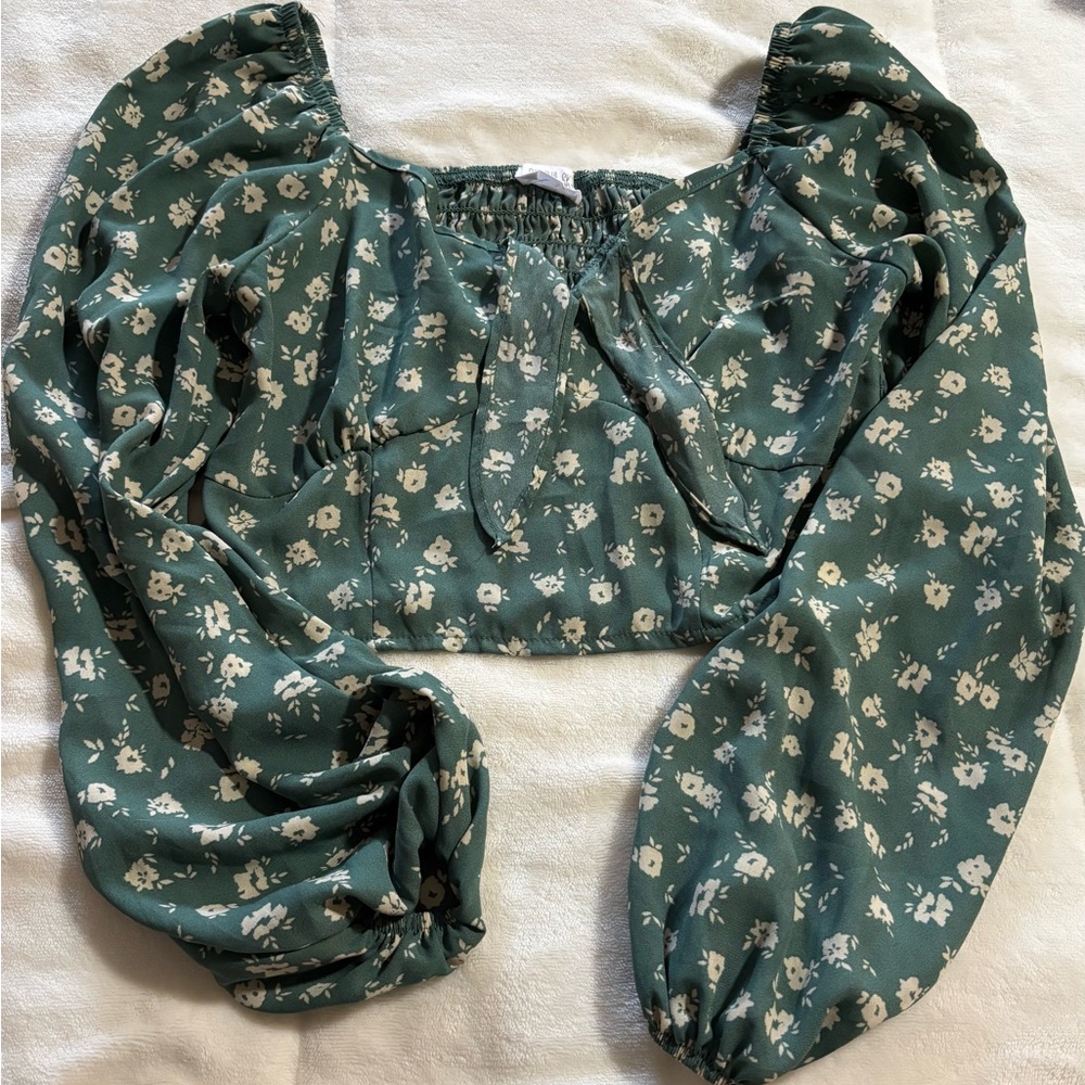 green and white florel blouse